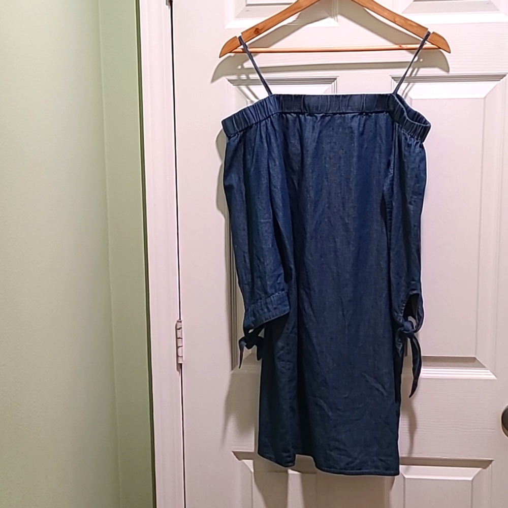 Off the Shoulder Mini Dress
